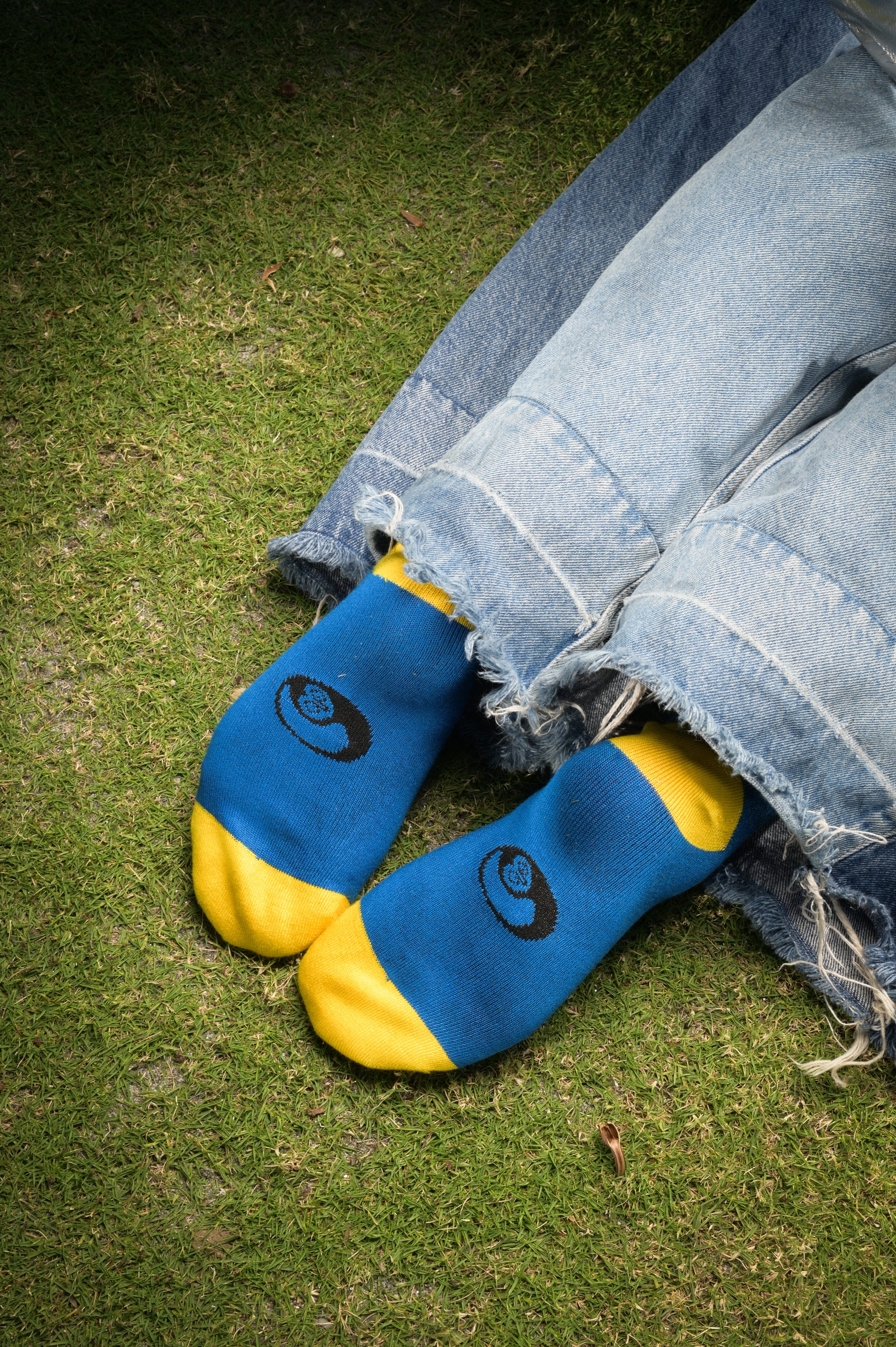BLUE VARSITY STYLE CREW SOCKS
